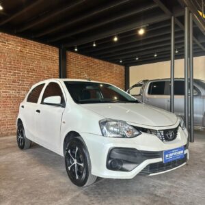 TOYOTA ETIOS 1.5 5P 6M/T X 2020