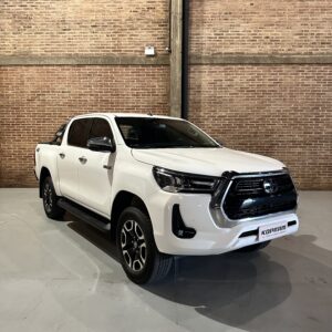 TOYOTA HILUX SRX 4X4 AT 2022