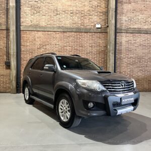 TOYOTA SW4 4X4 SRV 3.0 TDI AT C/CUERO 2012