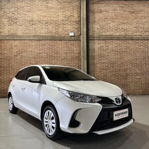 TOYOTA YARIS XS CVT 2025