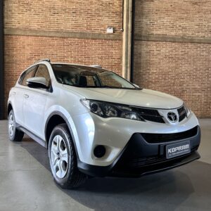 TOYOTA RAV-4 CVT 4x2  2013